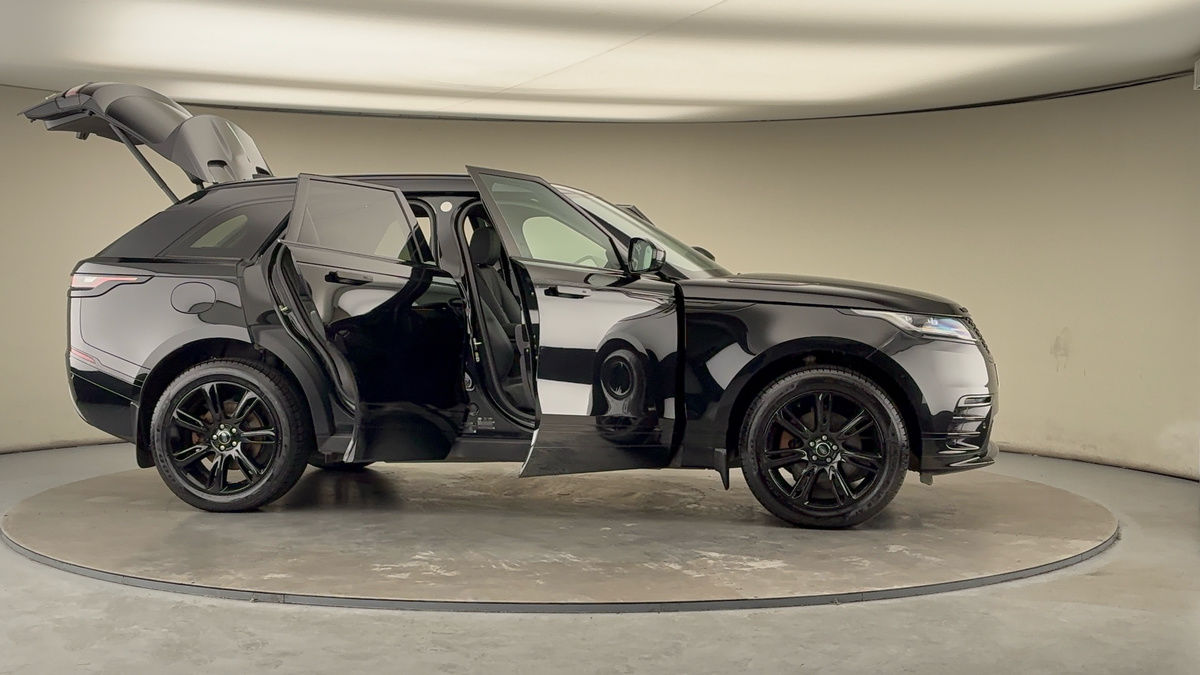 More views of Land Rover Range Rover Velar