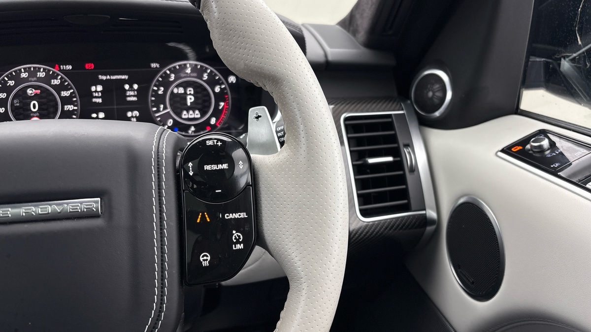 Land Rover Range Rover Sport Image 14