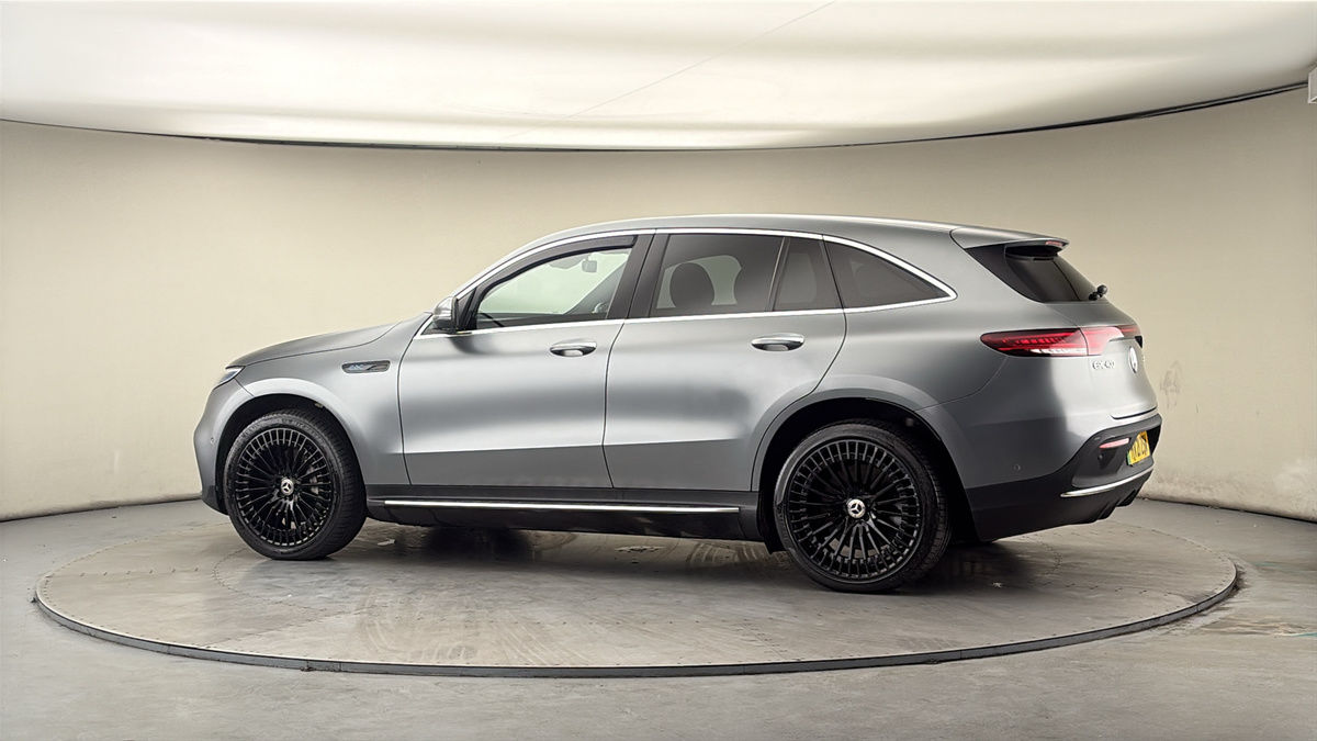 More views of Mercedes-Benz EQC