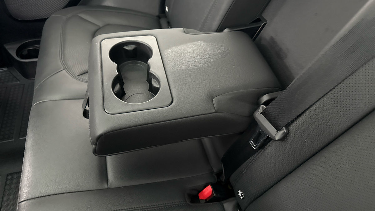 Land Rover Defender 90 Image 9
