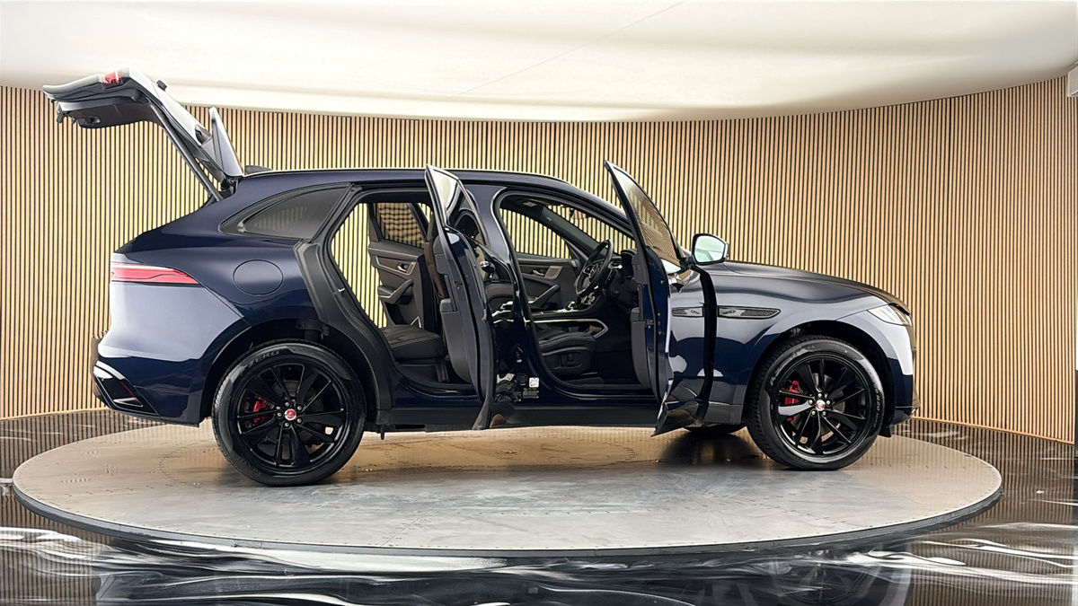 More views of Jaguar F-PACE
