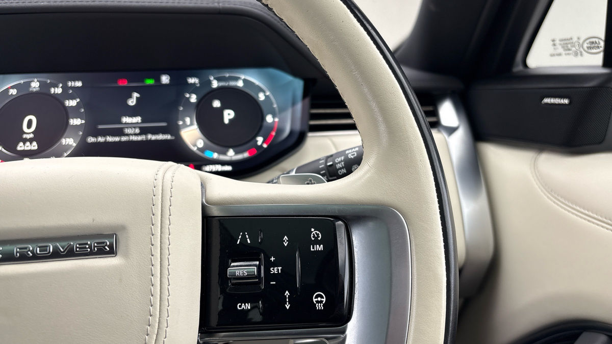 Land Rover Range Rover Image 14