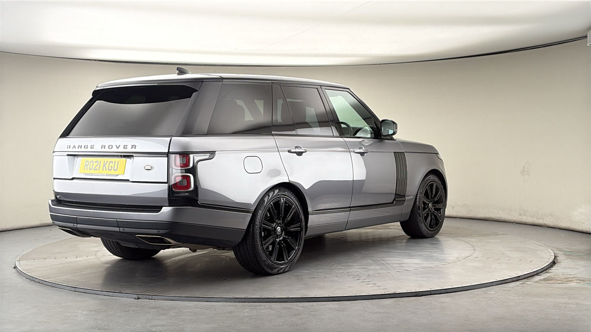 More views of Land Rover Range Rover