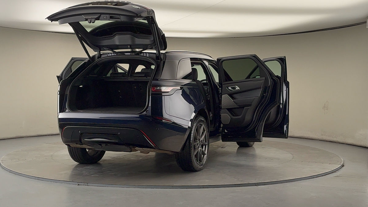 More views of Land Rover Range Rover Velar
