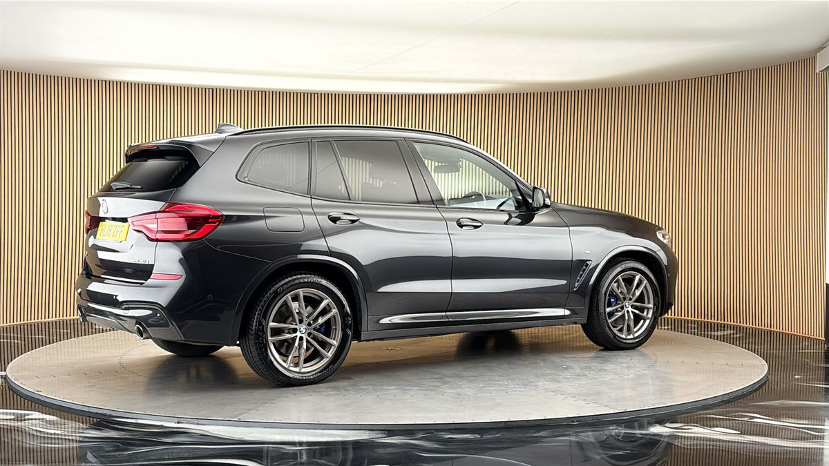 More views of BMW X3