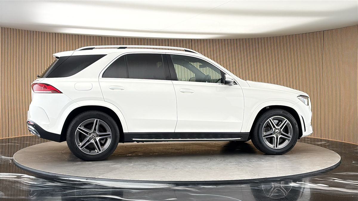 More views of Mercedes-Benz GLE