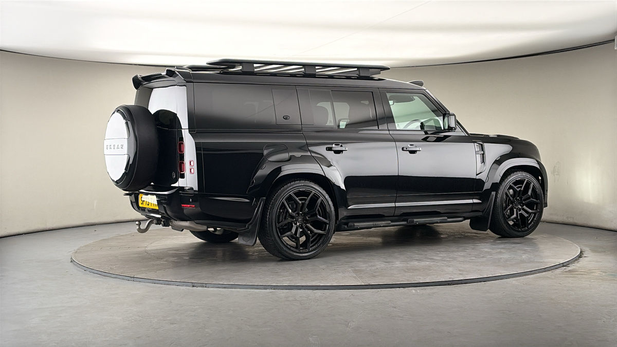 More views of Land Rover Defender 130