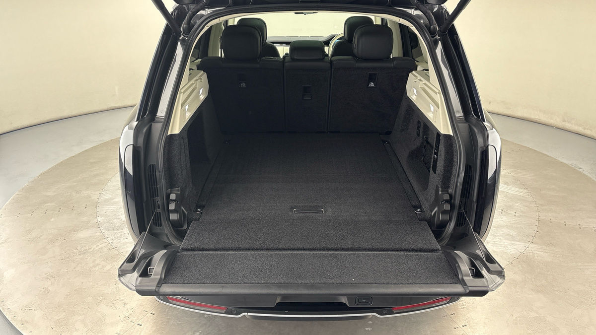 Land Rover Range Rover Image 11