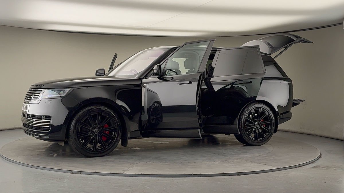 More views of Land Rover Range Rover