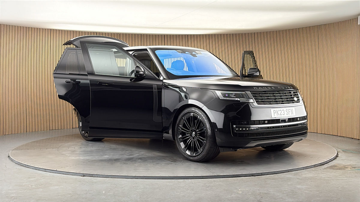 More views of Land Rover Range Rover