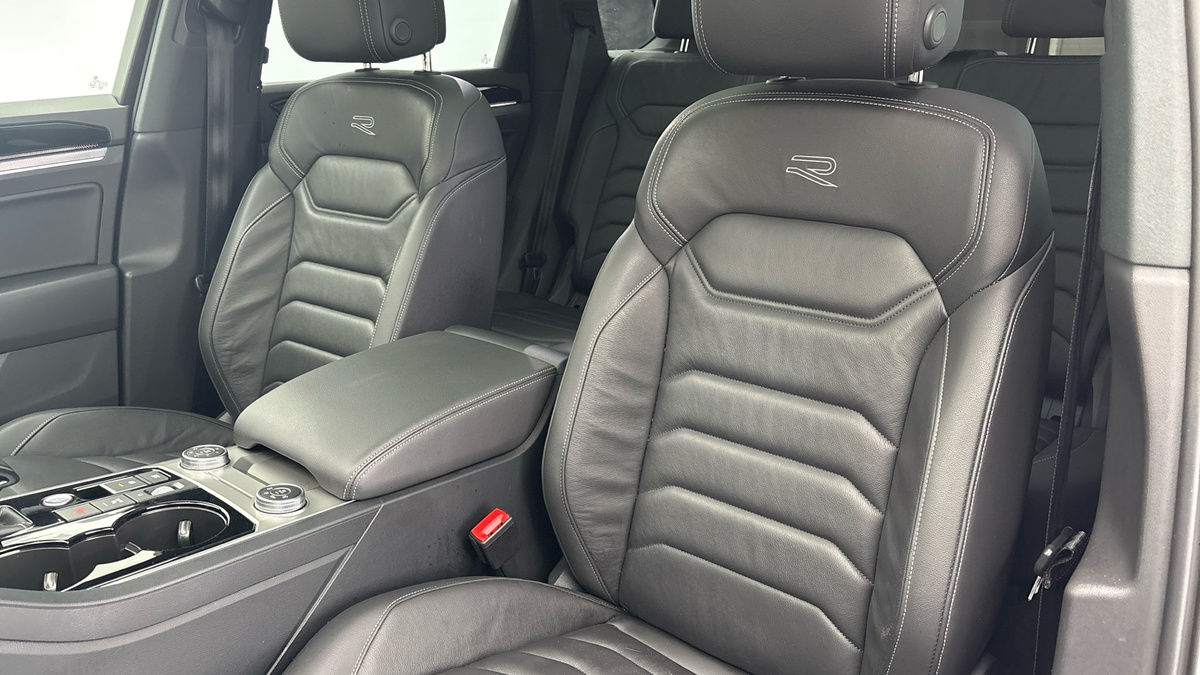 Volkswagen Touareg Image 7