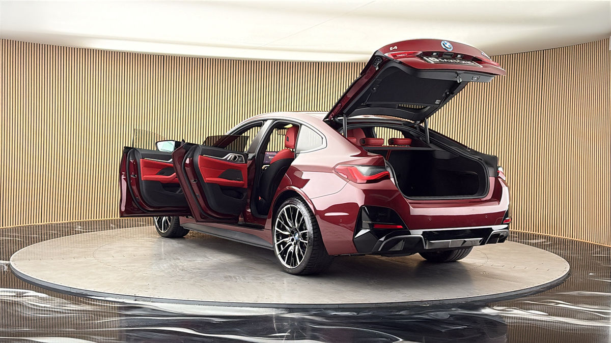 More views of BMW i4