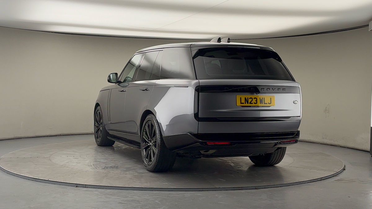 More views of Land Rover Range Rover