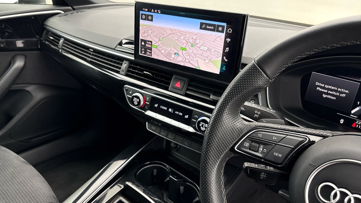 Audi A4 Avant Image 18