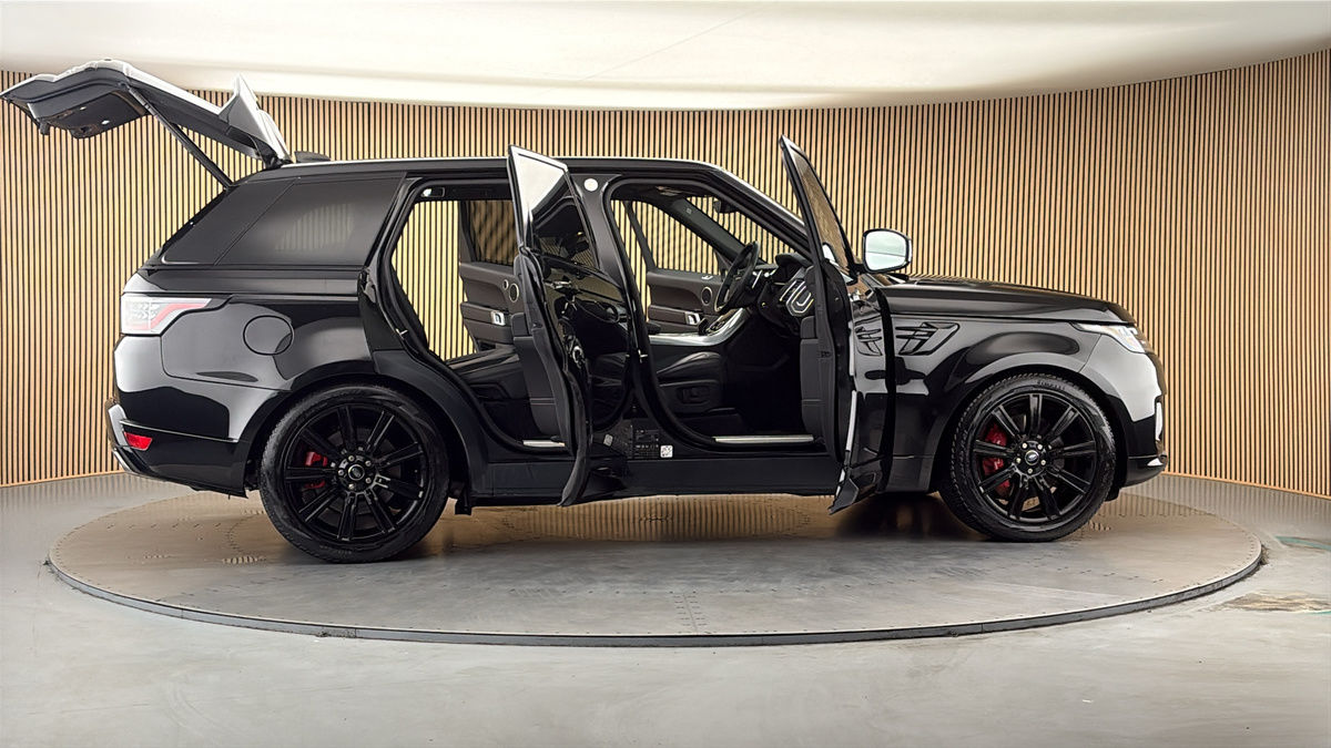 More views of Land Rover Range Rover Sport