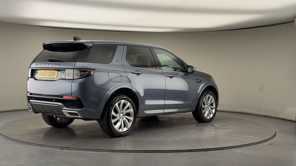 Land Rover Discovery Sport Image 21