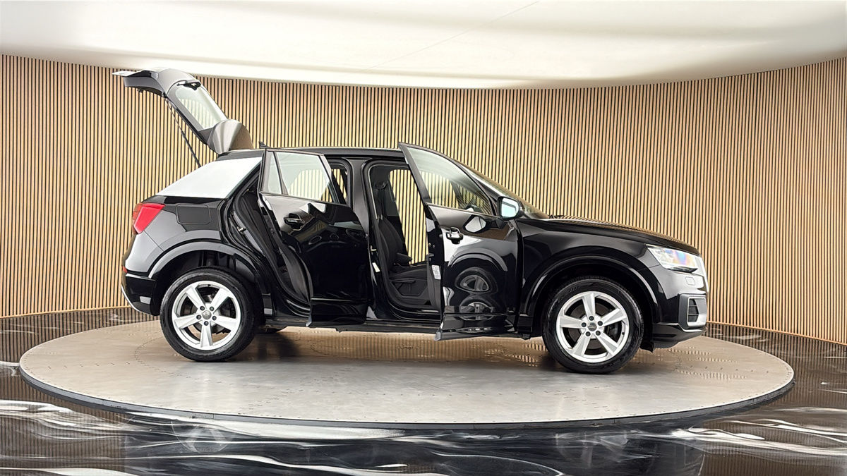 More views of Audi Q2