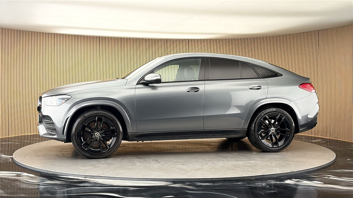 More views of Mercedes-Benz GLE