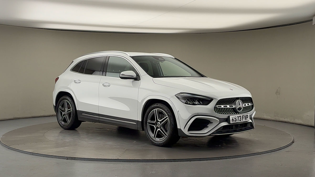 More views of Mercedes-Benz GLA