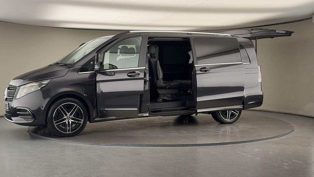 More views of Mercedes-Benz V Class