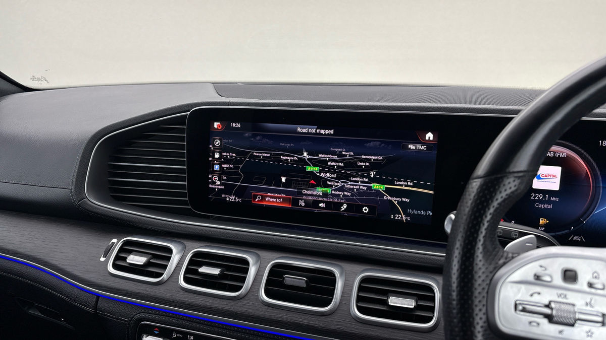 Mercedes-Benz GLE Image 17