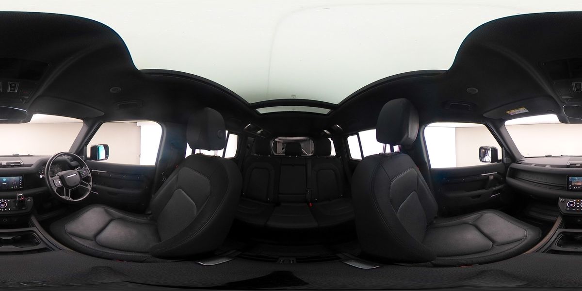 More views of Land Rover Defender 110