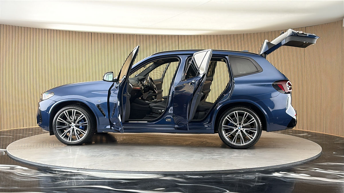 More views of BMW X3