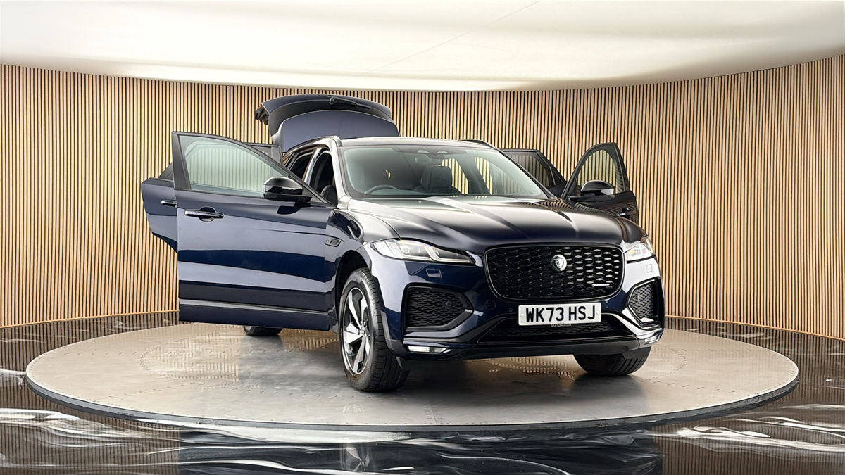 More views of Jaguar F-PACE