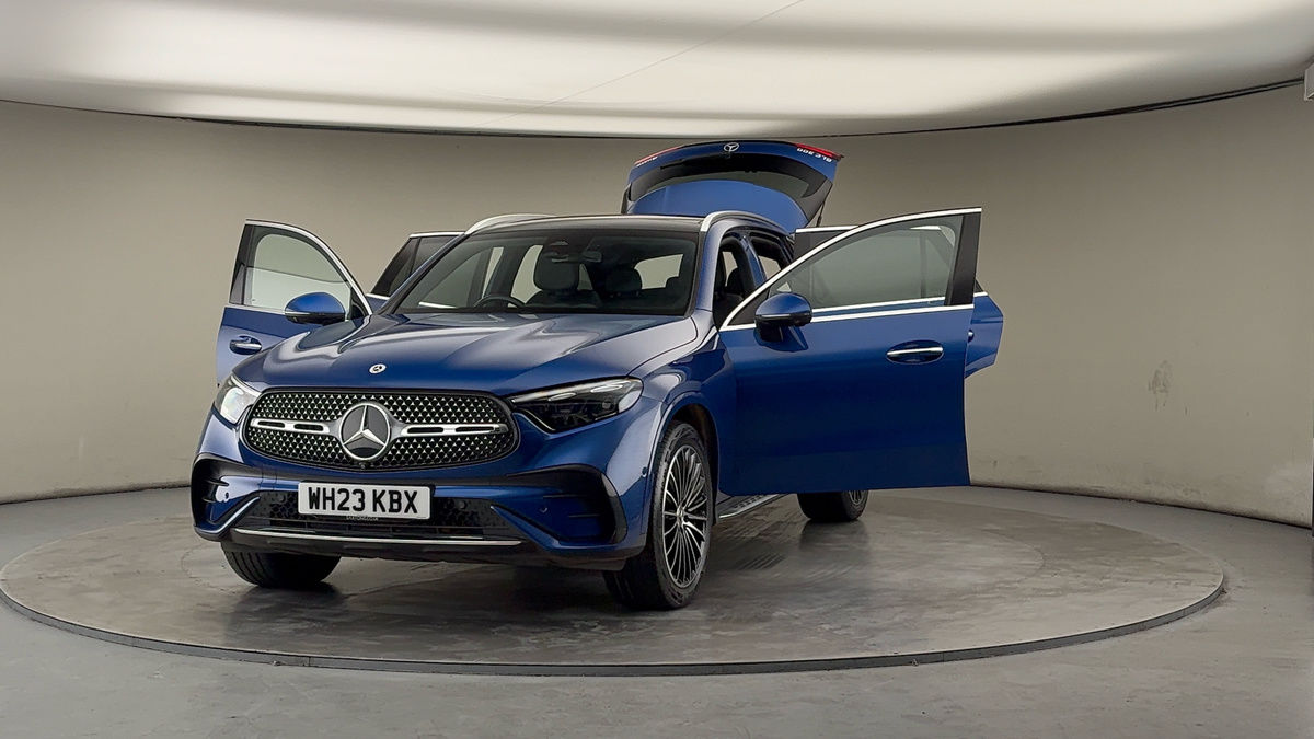 More views of Mercedes-Benz GLC