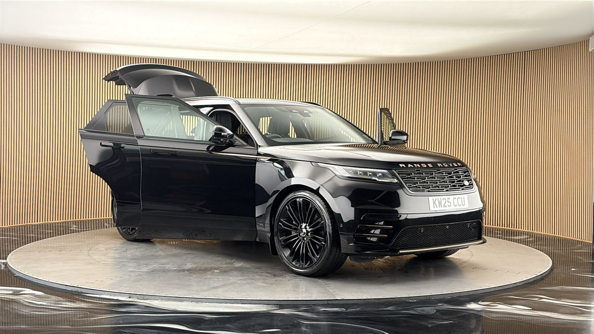 More views of Land Rover Range Rover Velar