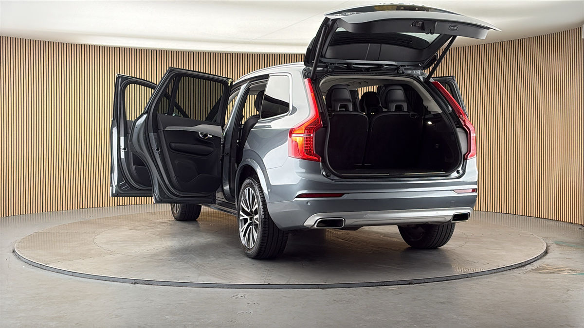 More views of Volvo XC90