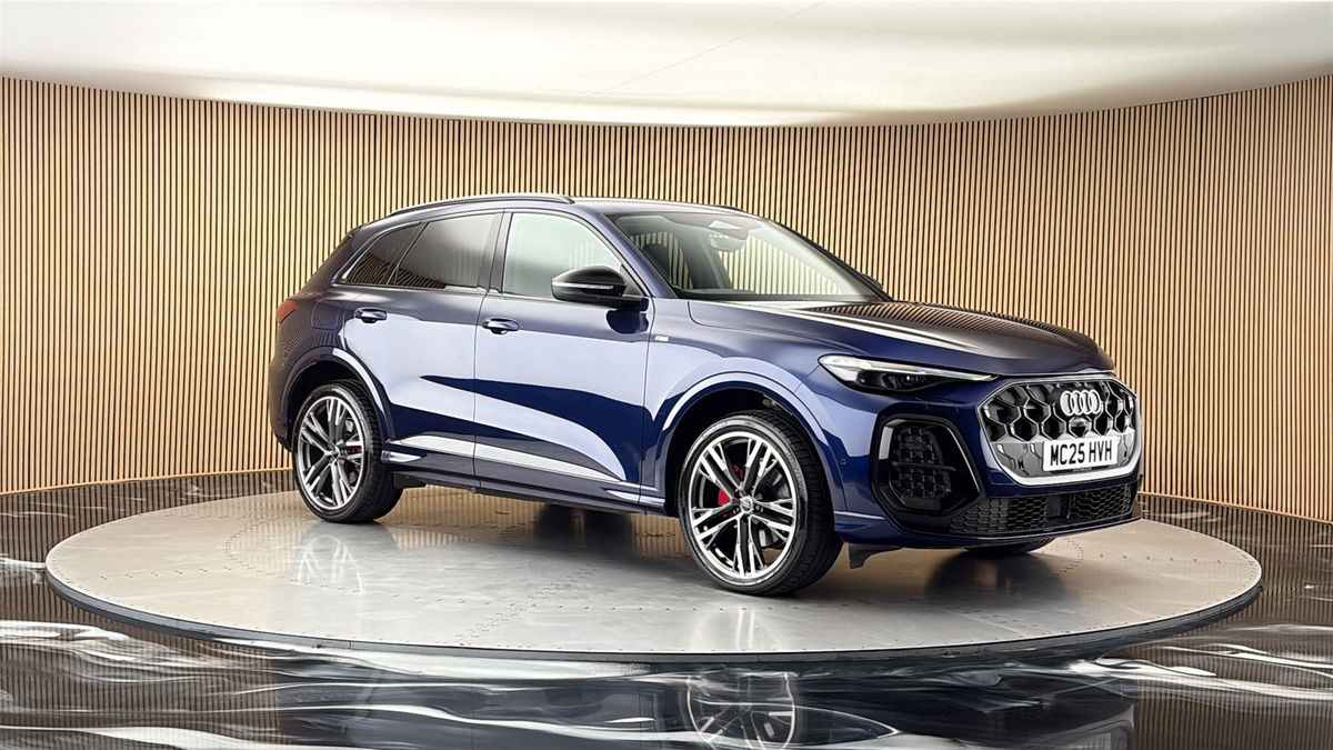More views of Audi Q5