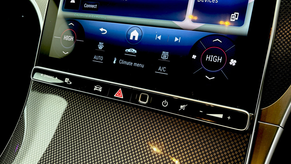 Mercedes-Benz GLC Image 19