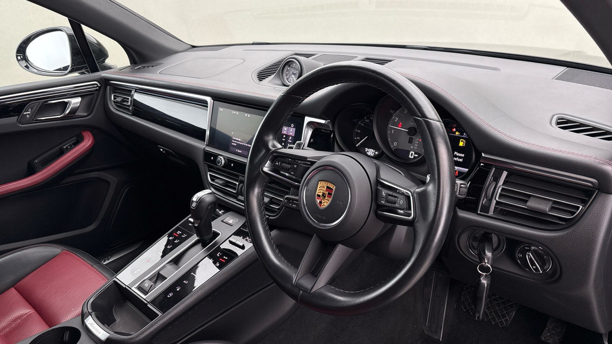 Porsche Macan Image 5