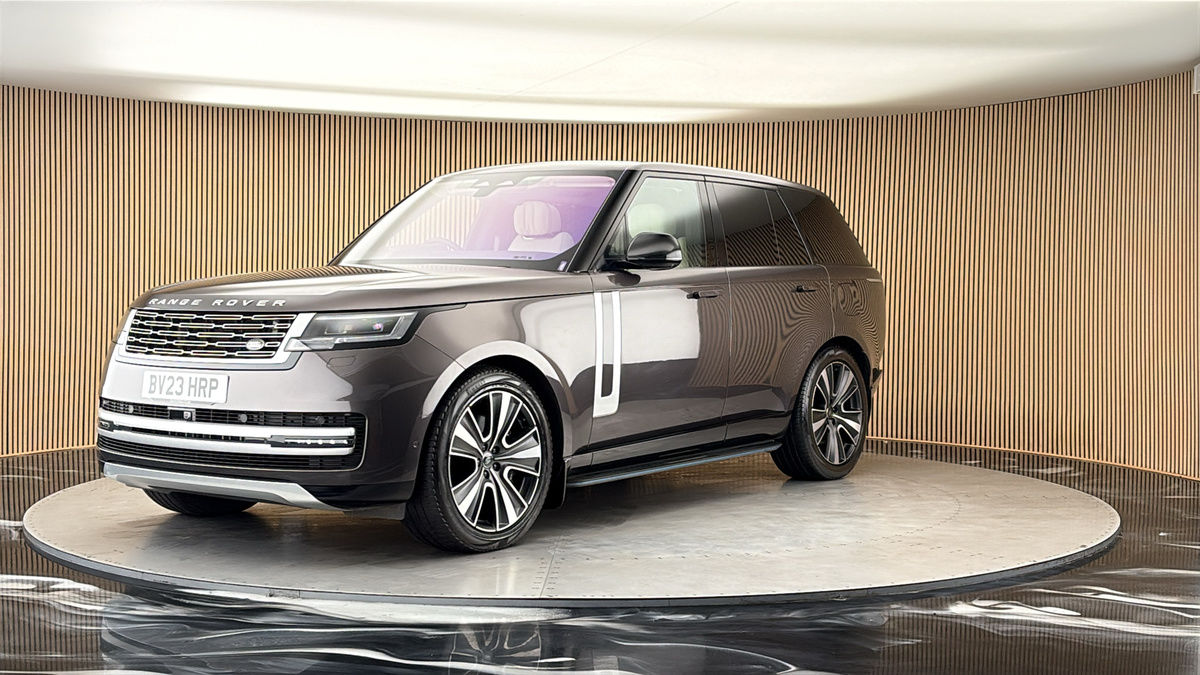 More views of Land Rover Range Rover