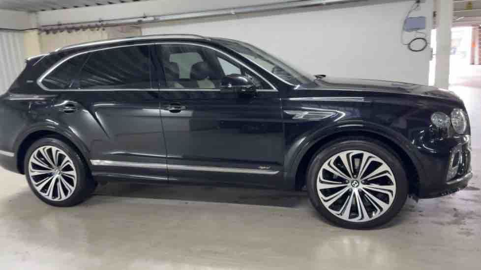More views of Bentley Bentayga