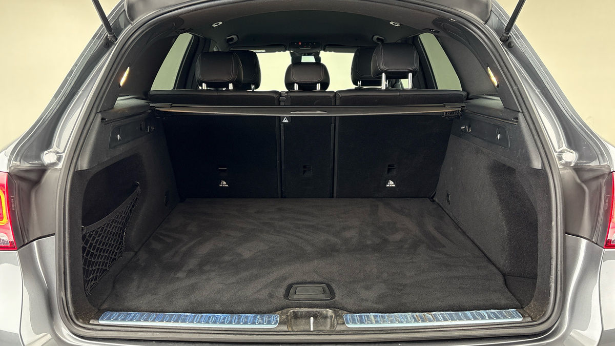 Mercedes-Benz GLC Image 11