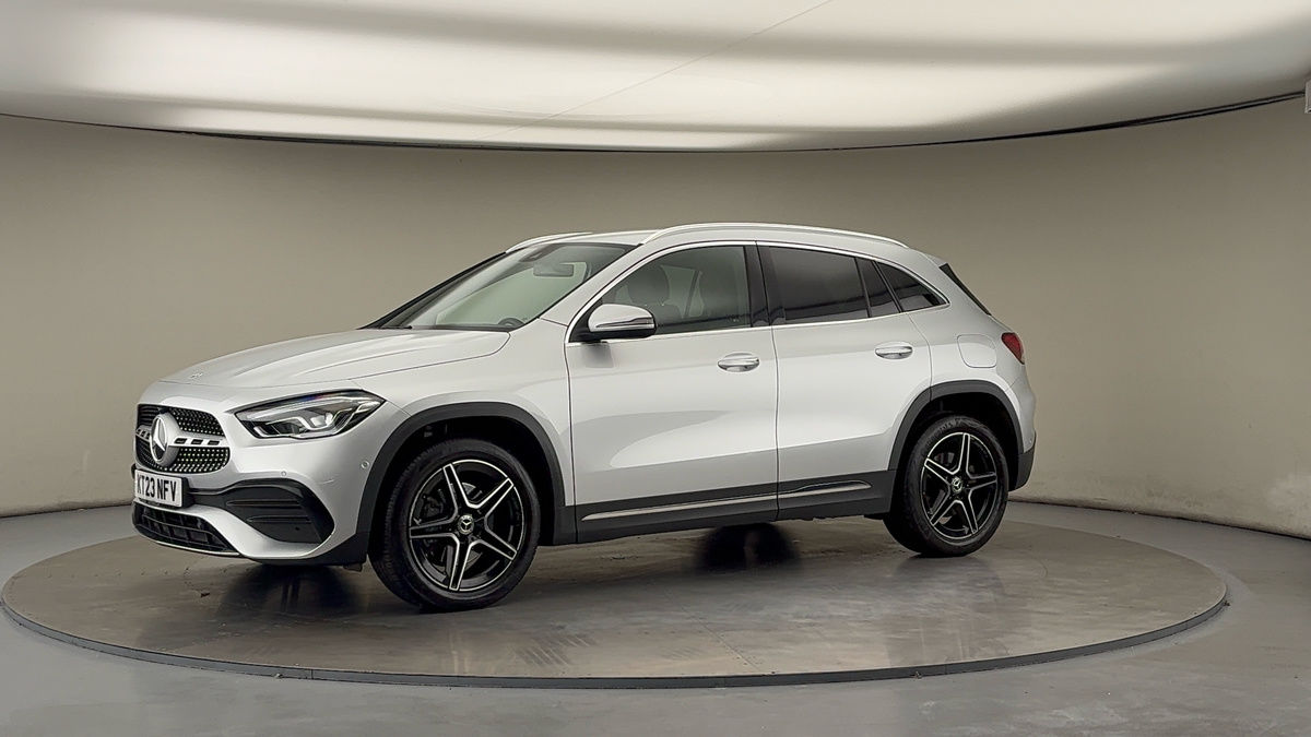 More views of Mercedes-Benz GLA