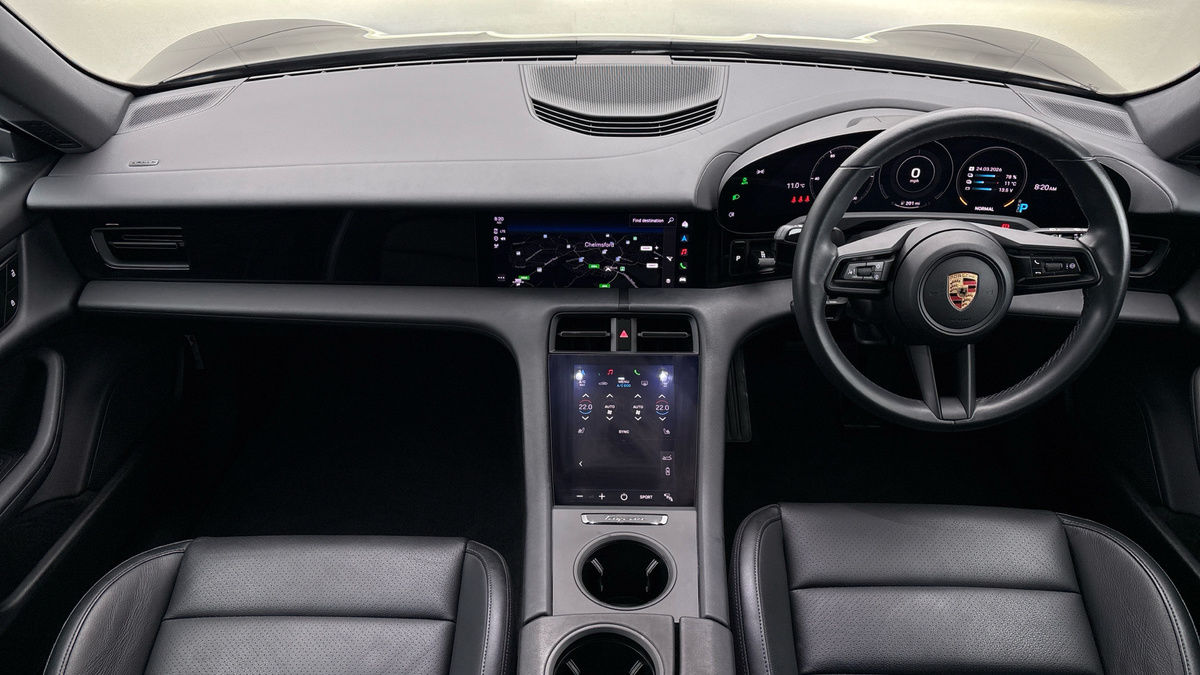 Porsche Taycan Image 13