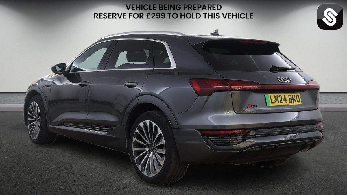Audi Q8 e-tron Image 3