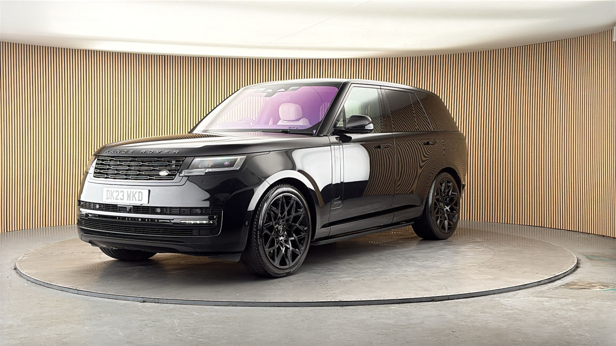 More views of Land Rover Range Rover