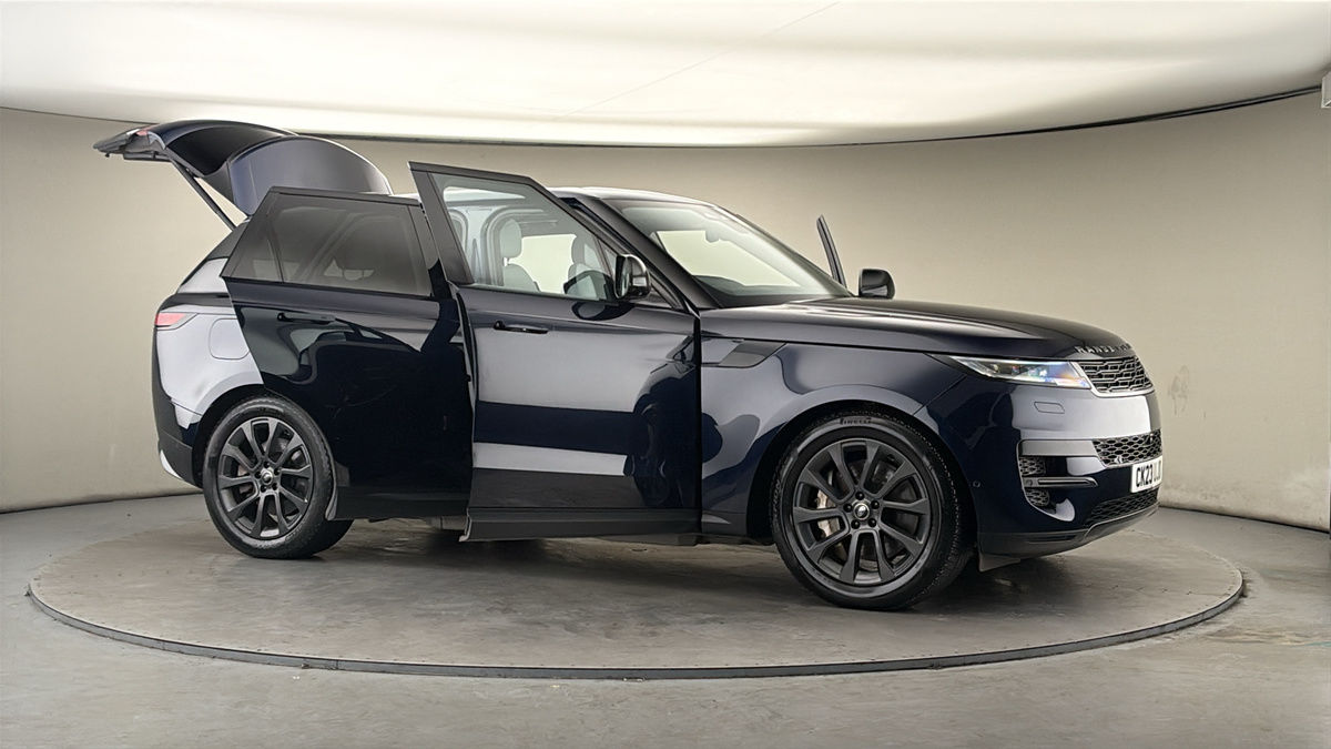 More views of Land Rover Range Rover Sport