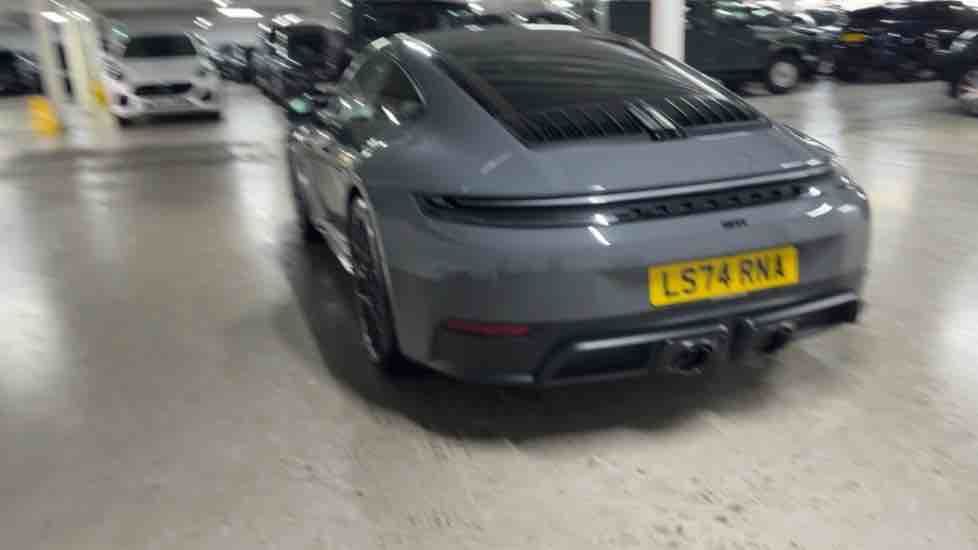More views of Porsche 911