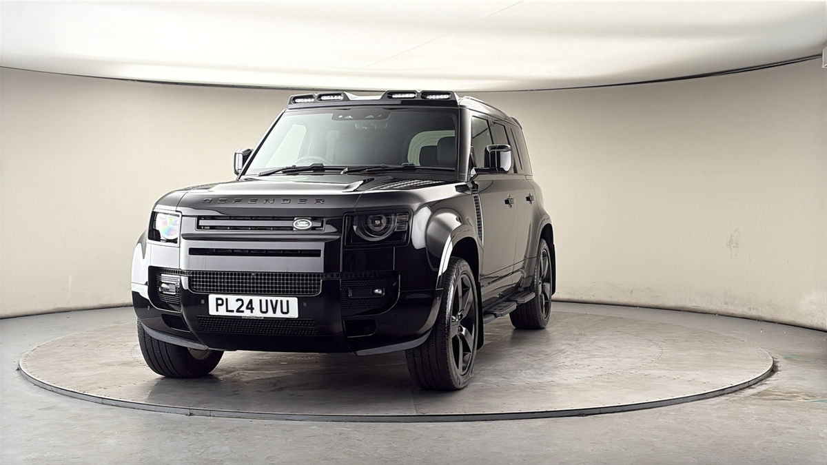 More views of Land Rover Defender 110