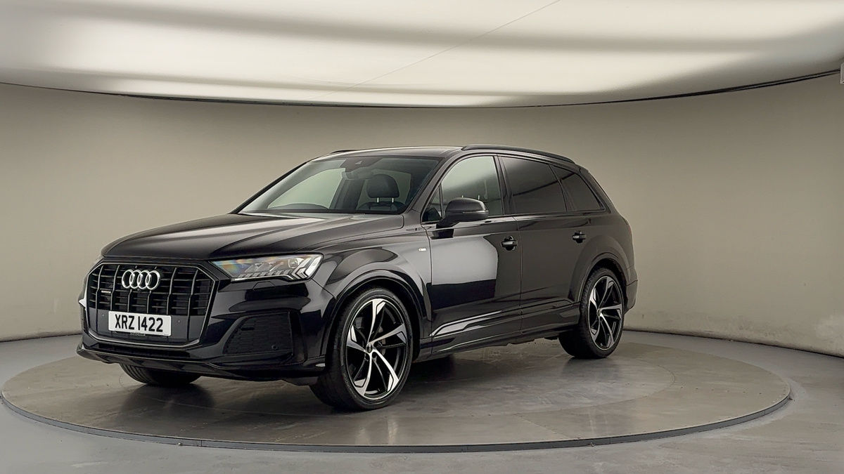 More views of Audi Q7