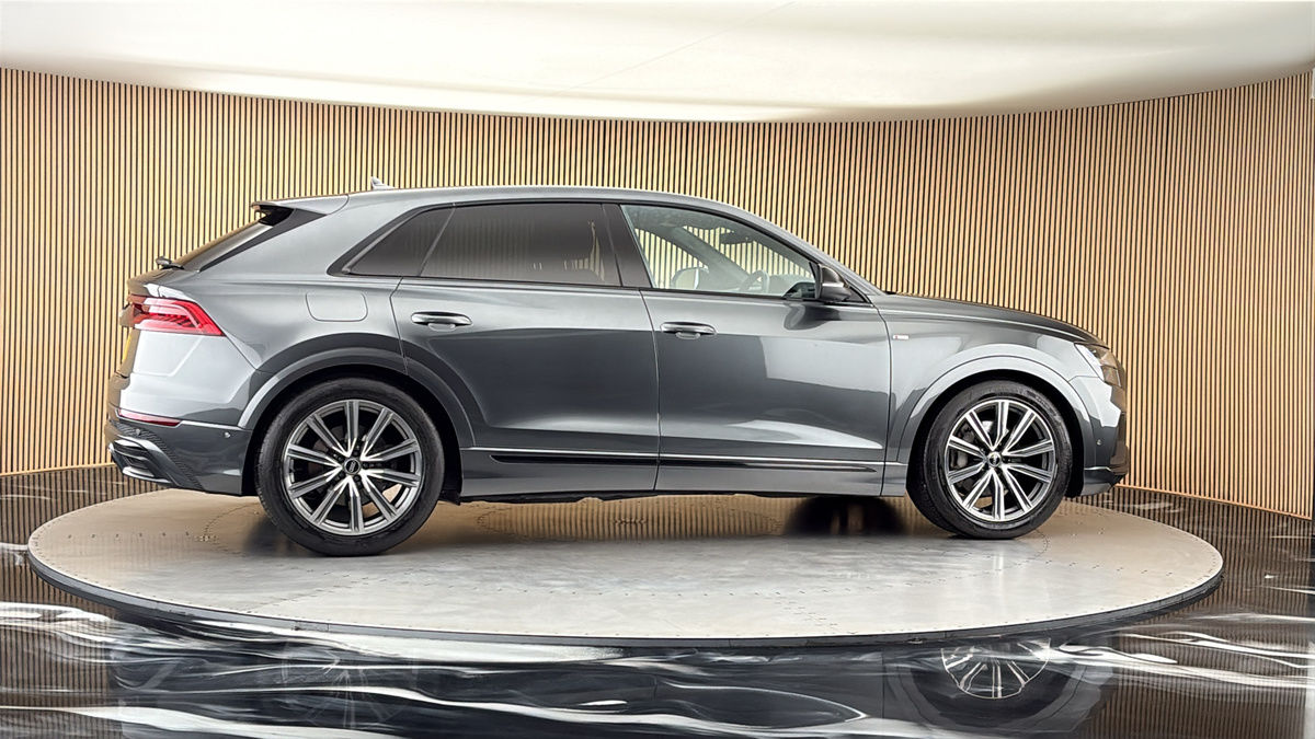 More views of Audi Q8