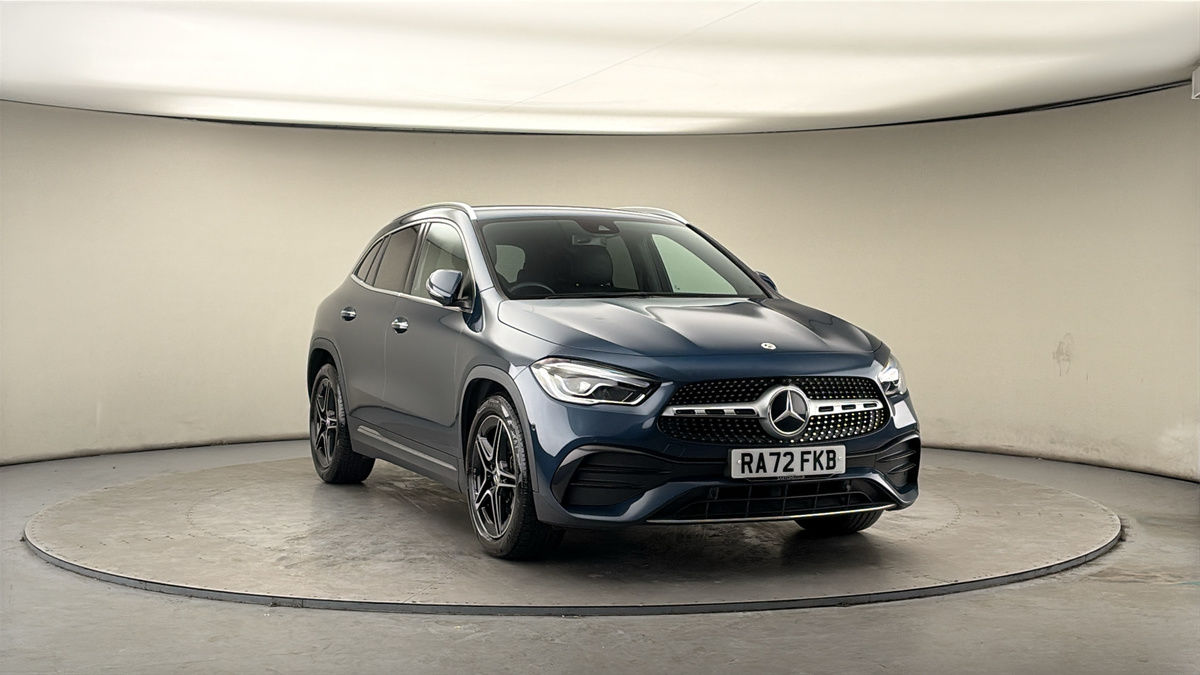 More views of Mercedes-Benz GLA