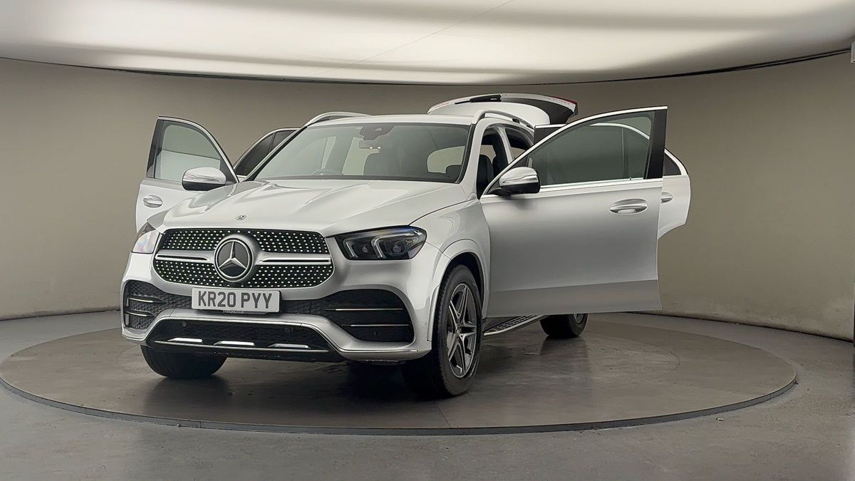 More views of Mercedes-Benz GLE