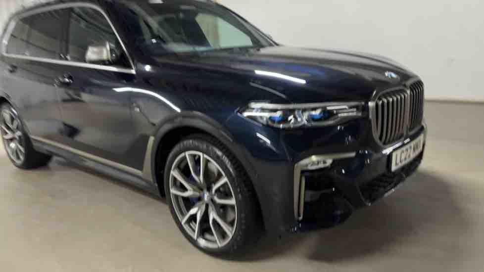 More views of BMW X7