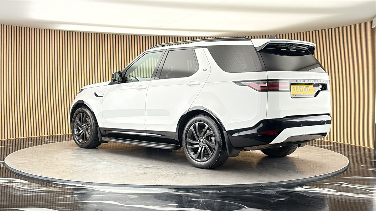 More views of Land Rover Discovery